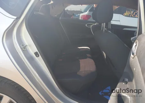 2015 Nissan Sentra Fe+ S/S/Sl/Sr/Sv z USA, uszkodzony, nr VIN 3N1AB7AP1FY250528